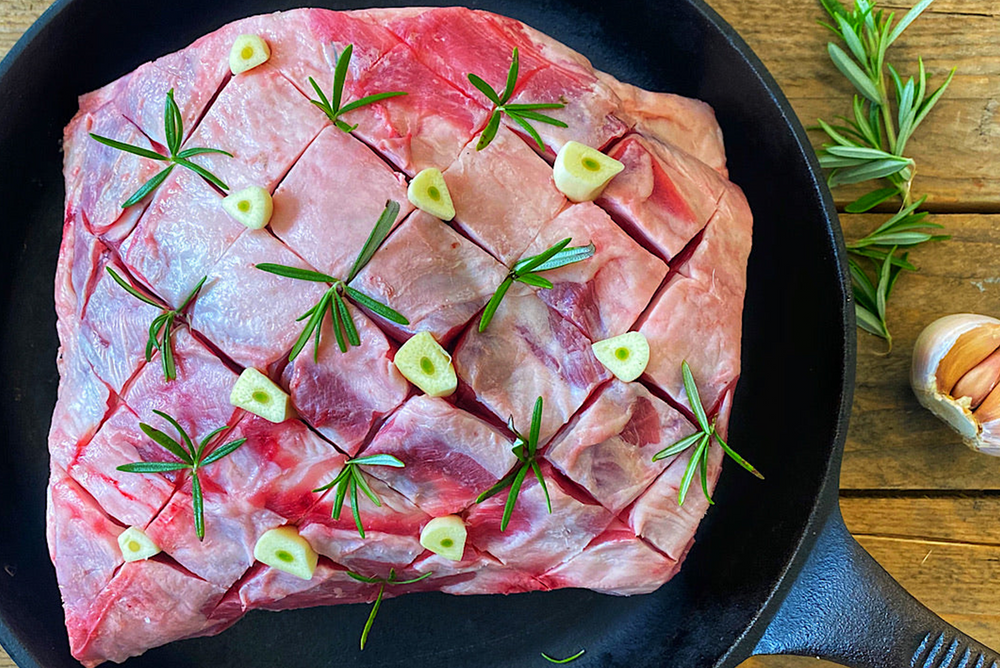 Lamb Shoulder Roast (Bone In)